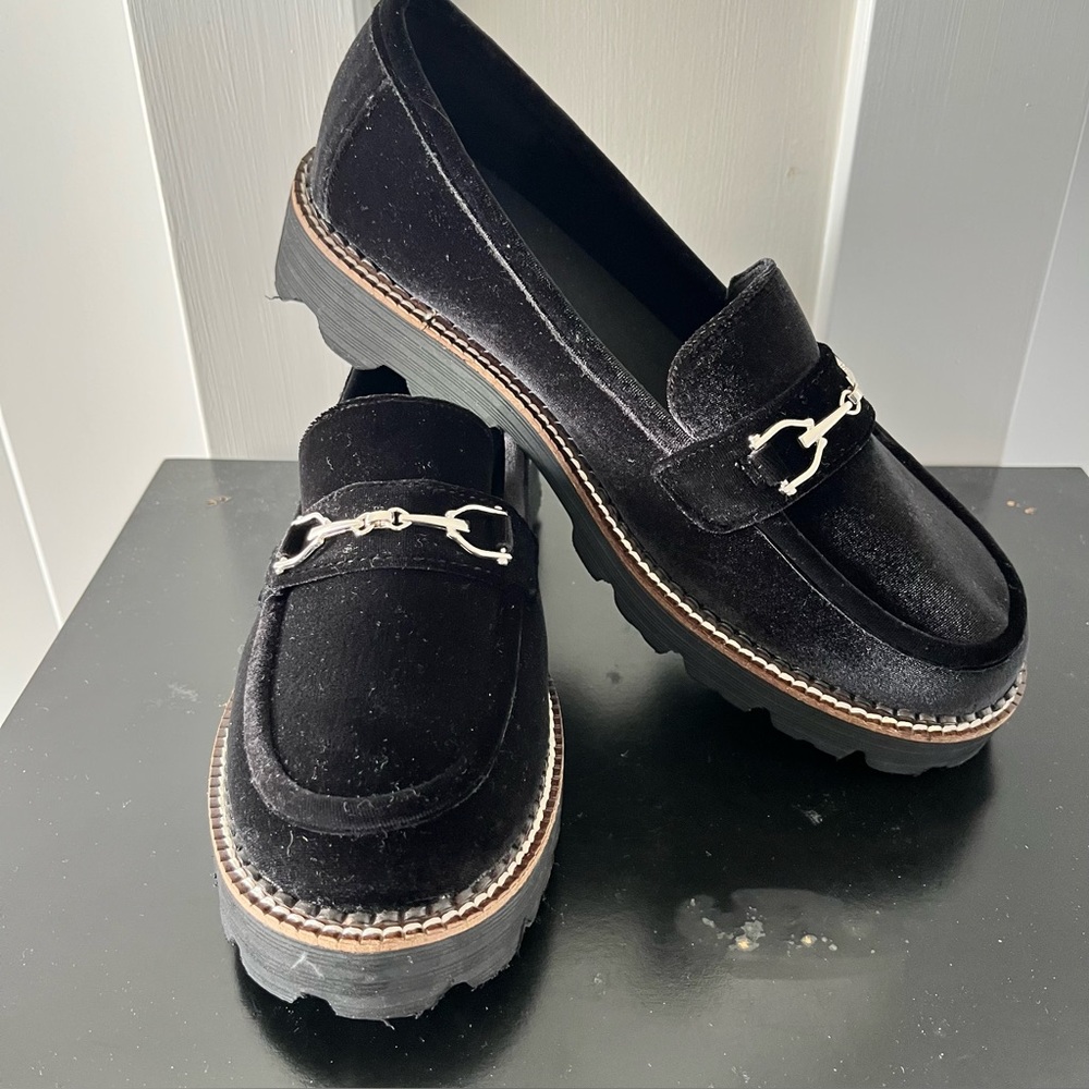 Hey Girl by Corkys Brownie Points Loafers Sz 9